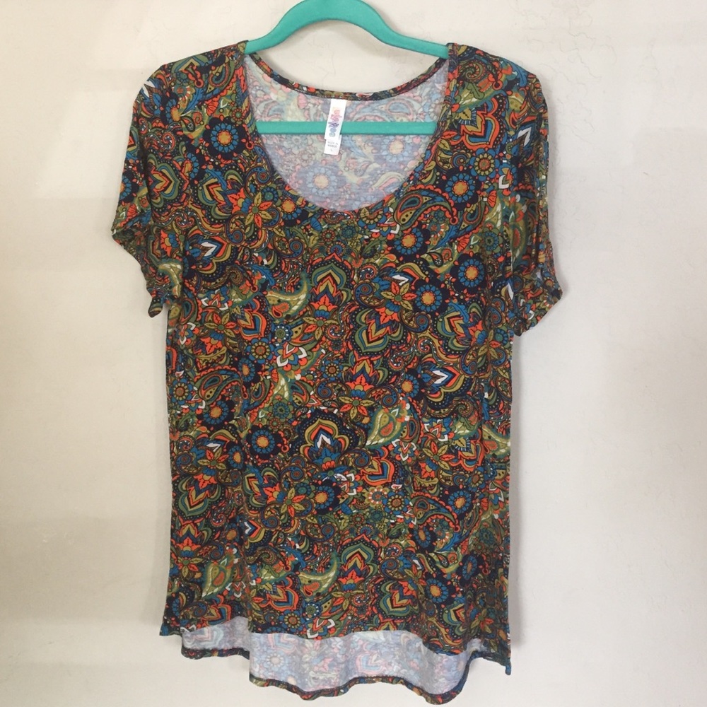 Lularoe classic tee